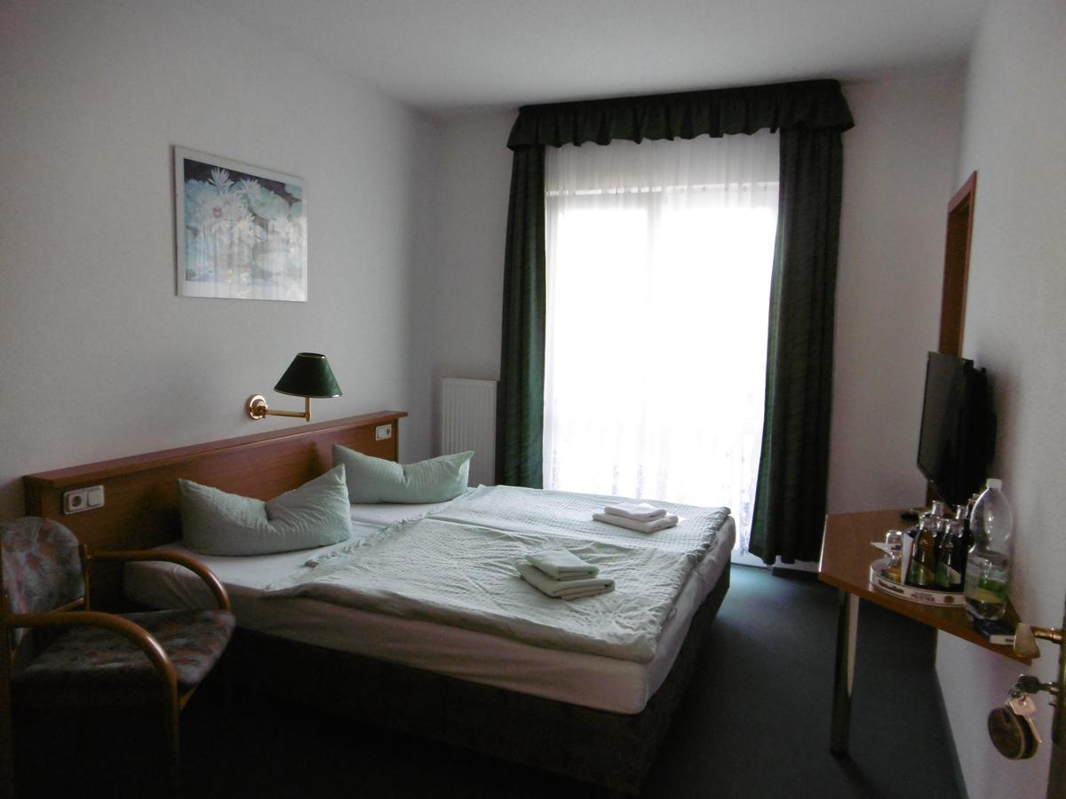 Hotel & Pension Assmann Hochkirch Exteriör bild